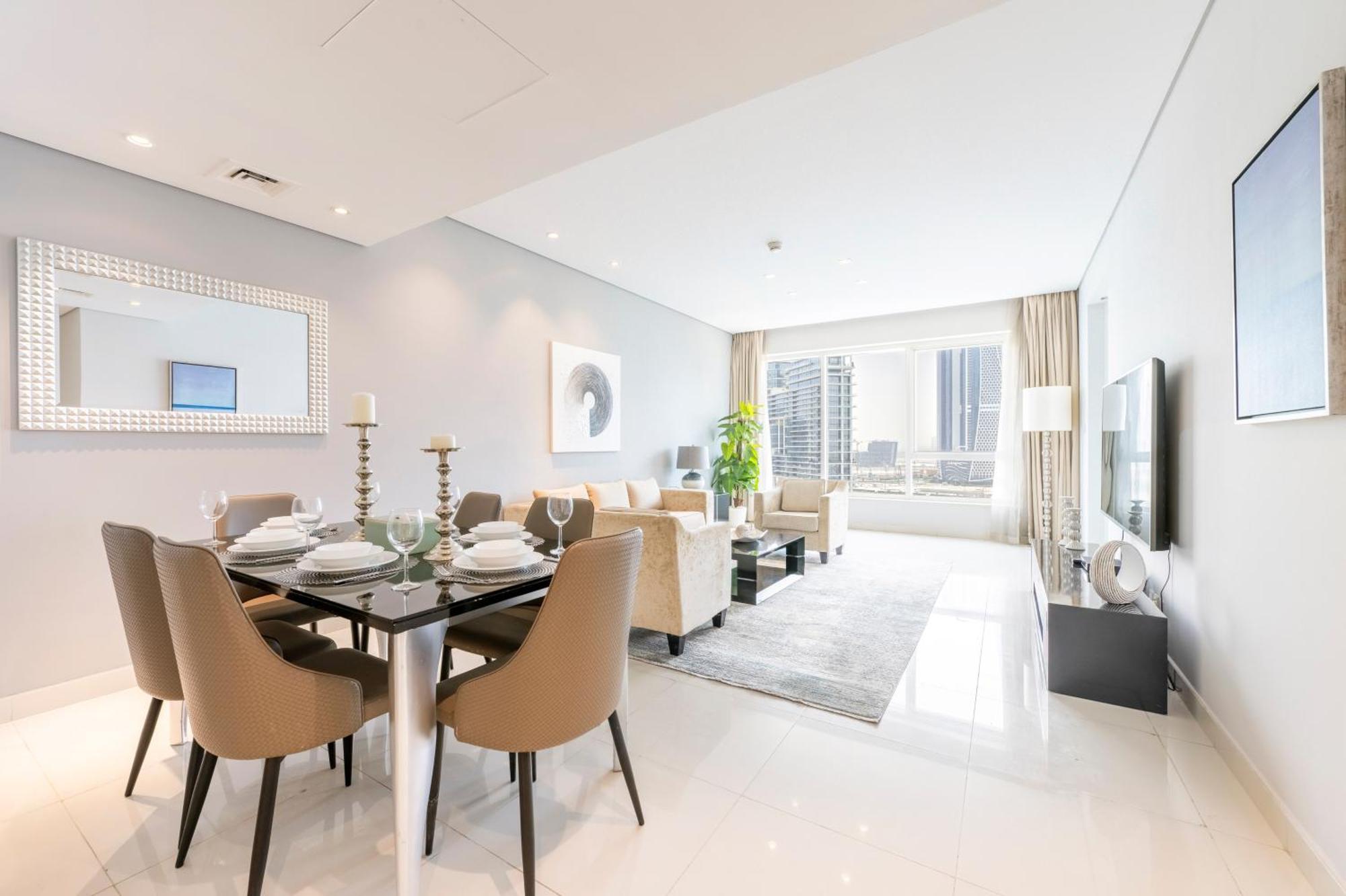 Damac Canal Views Residences Dubai Bagian luar foto