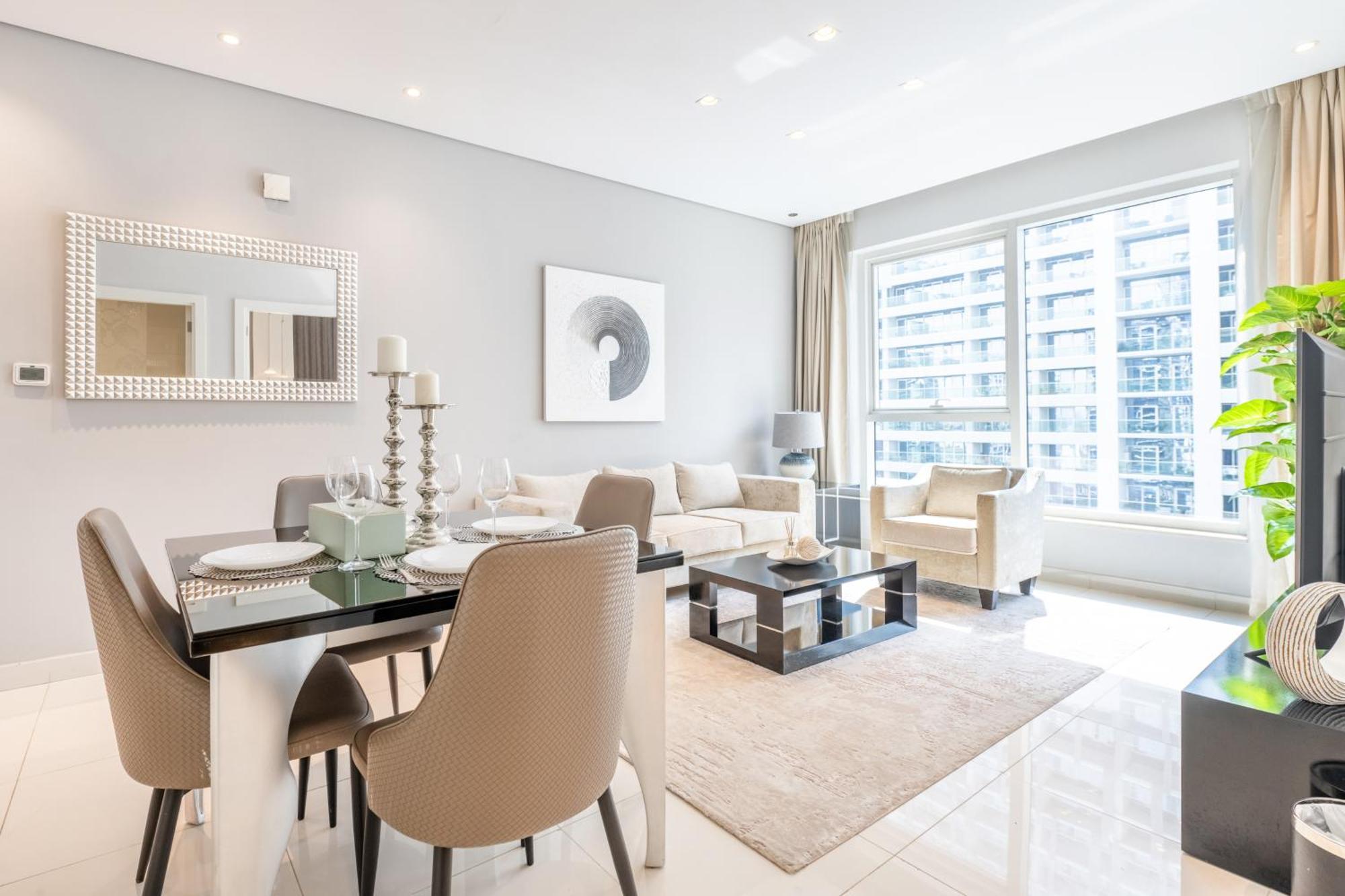Damac Canal Views Residences Dubai Bagian luar foto