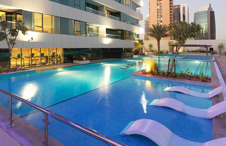 Damac Canal Views Residences Dubai Bagian luar foto
